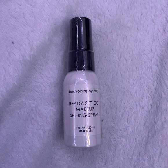 Setting Spray - Picture 1 of 3